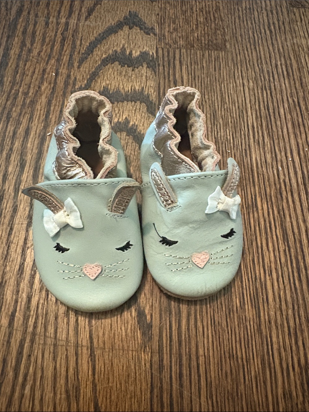 Robeez Mint Cat Soft Leather Slip-Ons with Pink Heart Nose